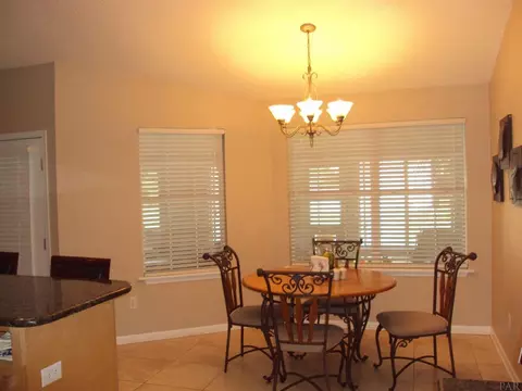 5682 Twin Creek Cir, Pace, FL 32571 photo 4