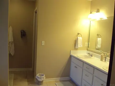 5682 Twin Creek Cir, Pace, FL 32571 photo 8