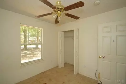 5679 Fairview Dr, Milton, FL 32570 photo 15