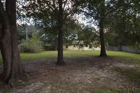 5679 Fairview Dr, Milton, FL 32570 photo 22