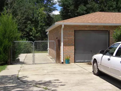6578 Sinclair St, Milton, FL 32570 photo 5