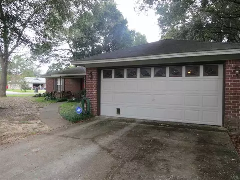 5744 Loring Dr, Milton, FL 32583 photo 3