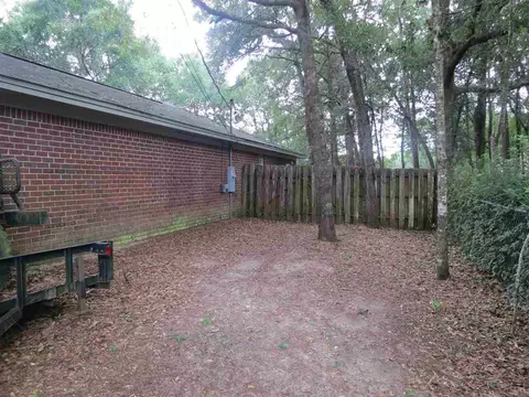 5744 Loring Dr, Milton, FL 32583 photo 4