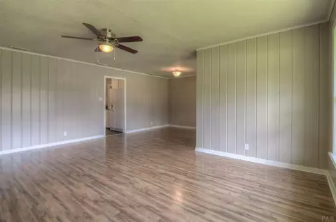 807 Watson Ave, Cantonment, FL 32533 photo 2