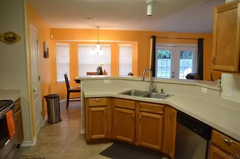 4856 Broadleaf Dr, Pace, FL 32571 photo 9