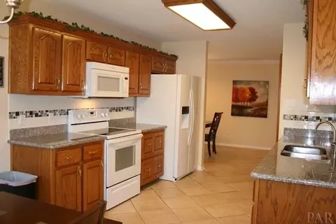 4930 Skipper Ln, Pace, FL 32571 photo 9