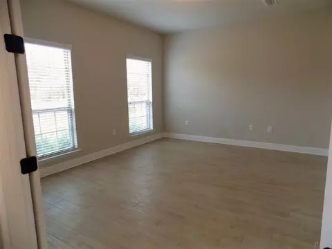 5902 Mountain Crest Ave, Pace, FL 32571 photo 6