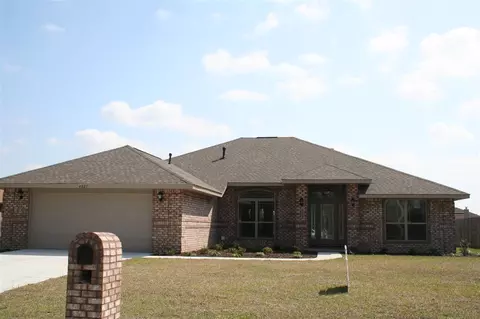 4825 Perspective Dr, Milton, FL 32570 photo 1