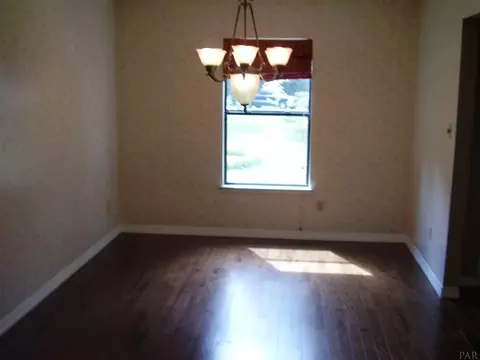 5608 Richmond Ct, Pace, FL 32571 photo 9