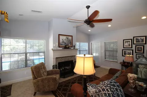 5660 Dove Dr, Pace, FL 32571 photo 14