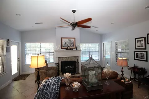 5660 Dove Dr, Pace, FL 32571 photo 16