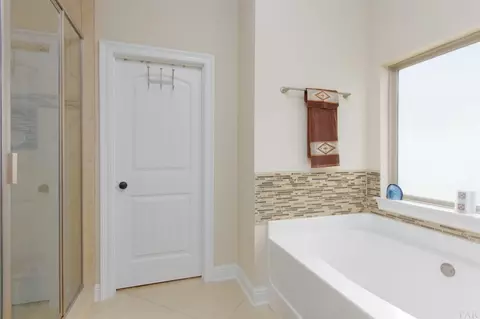 2084 Staff Dr, Cantonment, FL 32533 photo 24