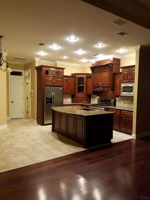 5334 Willard Norris Rd, Milton, FL 32570 photo 3