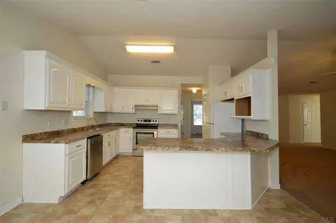 5131 Copperfield Dr, Pace, FL 32571 photo 9