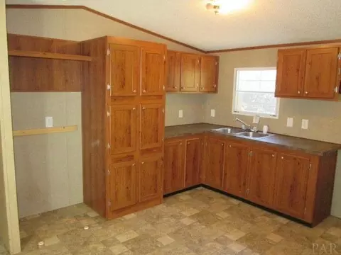 11026 Paul Barnes Rd, Milton, FL 32571 photo 6
