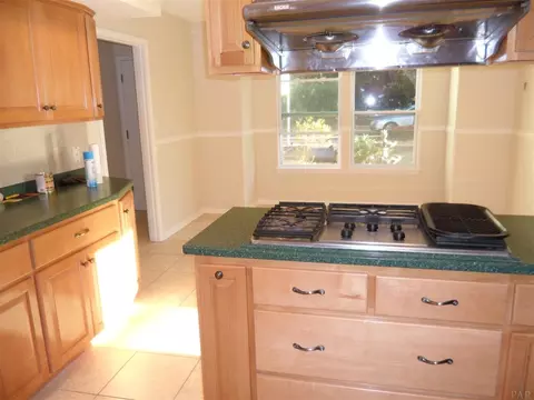 9832 Heather Dr, Cantonment, FL 32533 photo 10