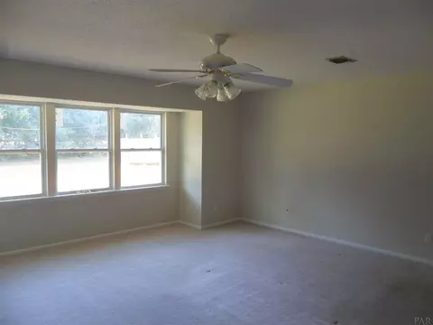9832 Heather Dr, Cantonment, FL 32533 photo 18