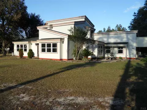 9832 Heather Dr, Cantonment, FL 32533 photo 1
