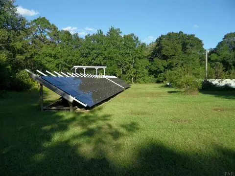 9832 Heather Dr, Cantonment, FL 32533 photo 35