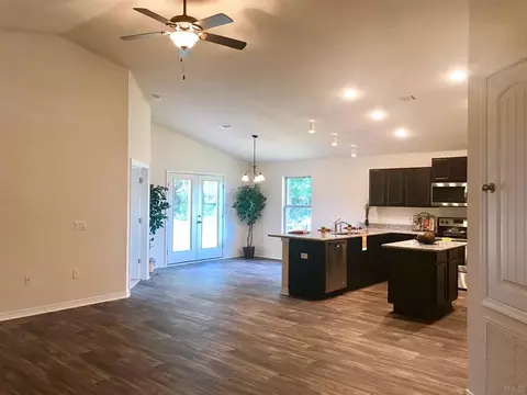 5637 Peach Dr, Pace, FL 32571 photo 2