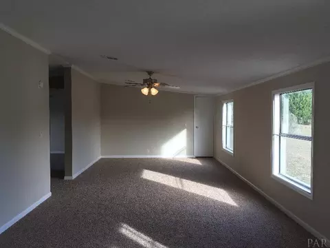 5154 Phoenix Dr, Milton, FL 32583 photo 4