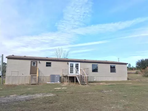 5154 Phoenix Dr, Milton, FL 32583 photo 2