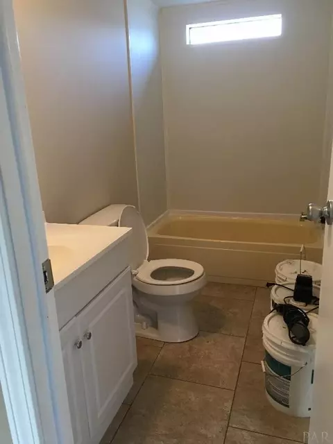 5154 Phoenix Dr, Milton, FL 32583 photo 11