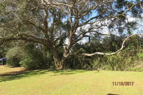 5503 Tucker Cir, Pace, FL 32571 photo 4