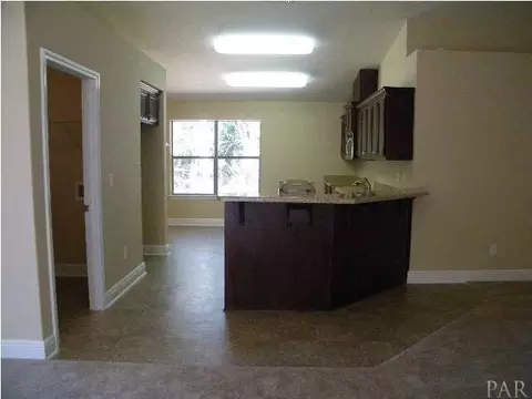 4209 Hazelhurst Dr, Pace, FL 32571 photo 2