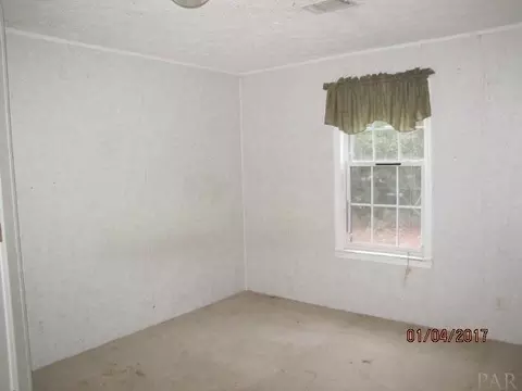 4000 Scottsdale Ave, Pace, FL 32571 photo 5
