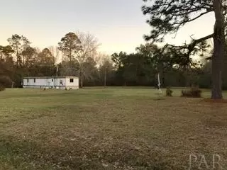 6251 Saragon Ln, Milton, FL 32583 photo 5