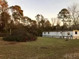 6251 Saragon Ln, Milton, FL 32583 photo 2