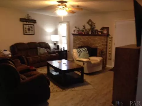 5328 Casper Cir, Milton, FL 32570 photo 3