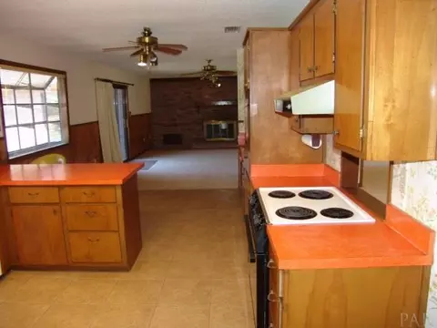 8612 Bailly Rd, Milton, FL 32583 photo 4
