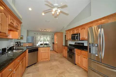 4236 Lancaster Gate Dr, Pace, FL 32571 photo 12