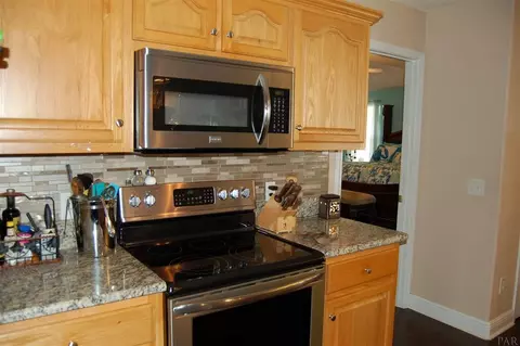5136 Seneca Trl, Milton, FL 32583 photo 9