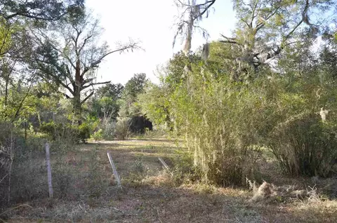 4351 Melton Rd, Bagdad, FL 32583 photo 2