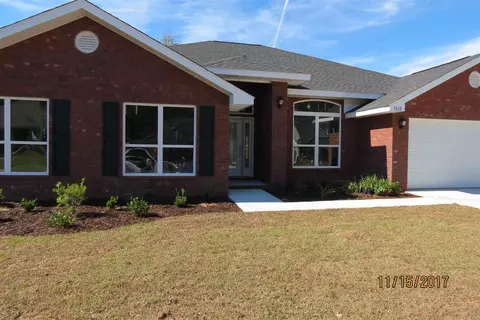 5610 Tucker Cir, Pace, FL 32571 photo 3