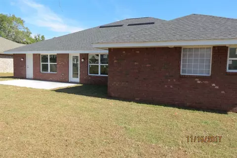 5610 Tucker Cir, Pace, FL 32571 photo 2