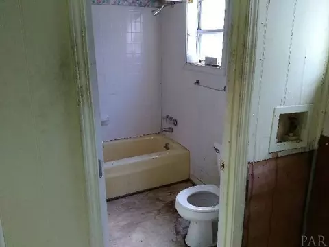 7101 Mccray Rd, Milton, FL 32583 photo 11