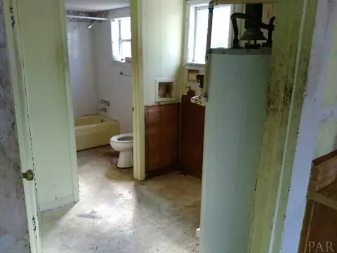 7101 Mccray Rd, Milton, FL 32583 photo 10