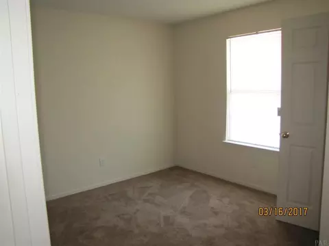 6436 Colonial Dr, Milton, FL 32570 photo 5