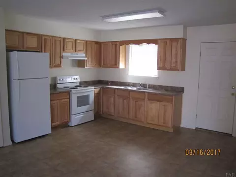 6436 Colonial Dr, Milton, FL 32570 photo 9