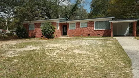 6506 Cedar St, Milton, FL 32570 photo 2