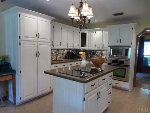 3201 Windmill Cir, Cantonment, FL 32533 photo 7
