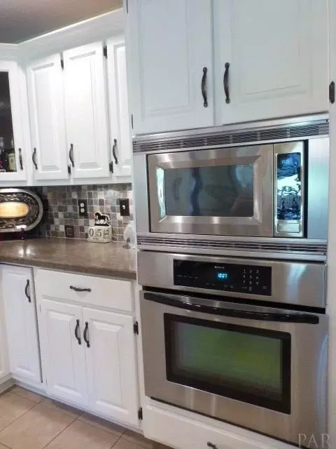 3201 Windmill Cir, Cantonment, FL 32533 photo 11