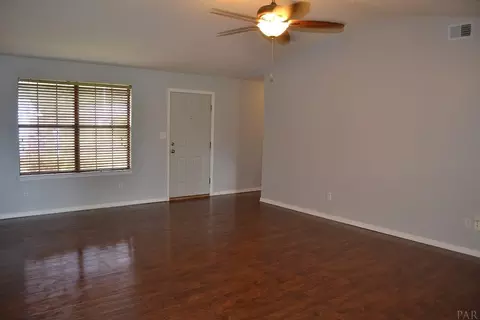 5701 Dove Dr, Pace, FL 32571 photo 2