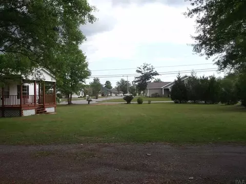 3936 Griffith Rd, Pace, FL 32571 photo 4