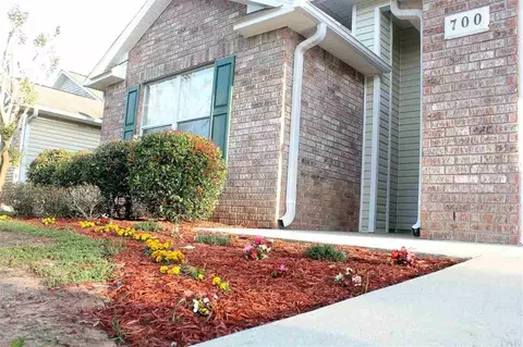 700 Hanley Downs Dr, Cantonment, FL 32533 photo 5