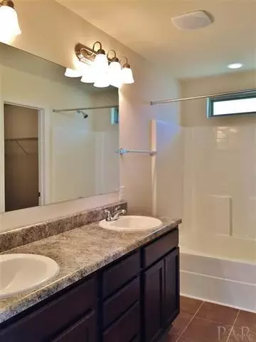 5575 Peach Dr, Pace, FL 32571 photo 7